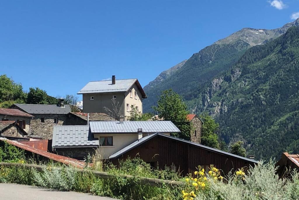 Logement Renove Avec Vue Panoramique La Saussaz Екстер'єр фото