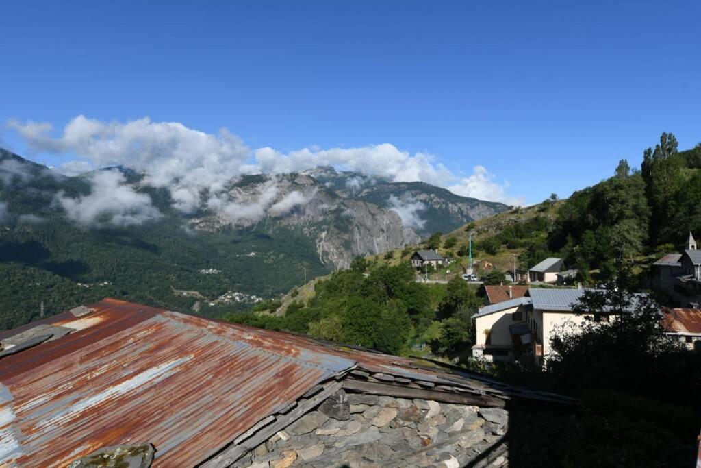 Logement Renove Avec Vue Panoramique La Saussaz Екстер'єр фото